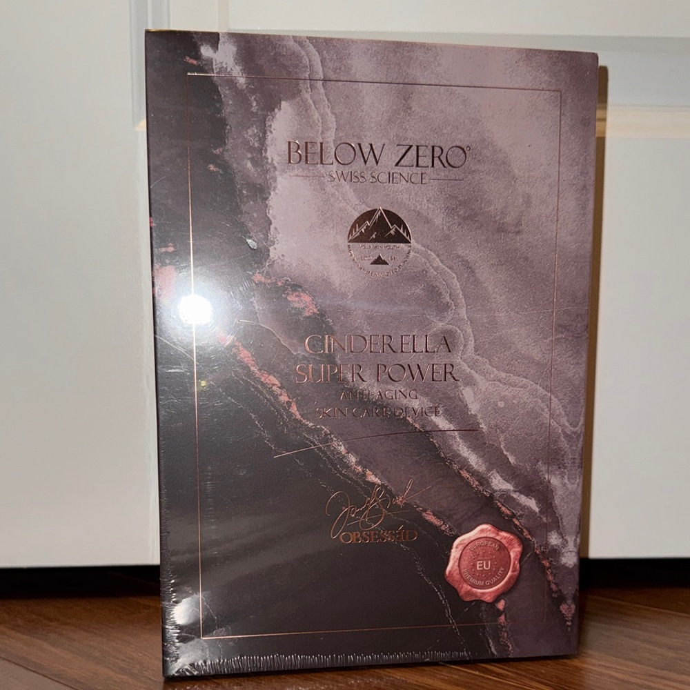 Cinderella Below Zero Skincare Device